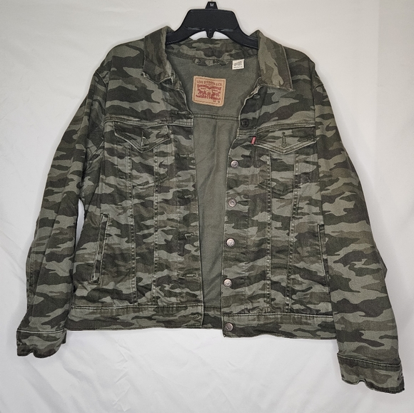 Levi's Jean Jacket - Picture 1 of 2